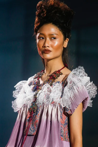 Look 7